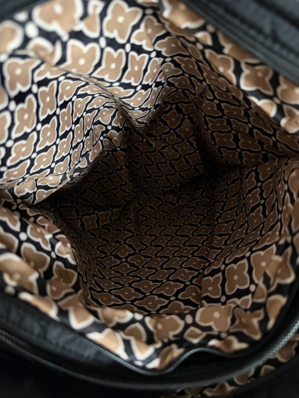 Vera Bradley outlet Lg. North South tote, ultralight, black - Picture 5 of 7